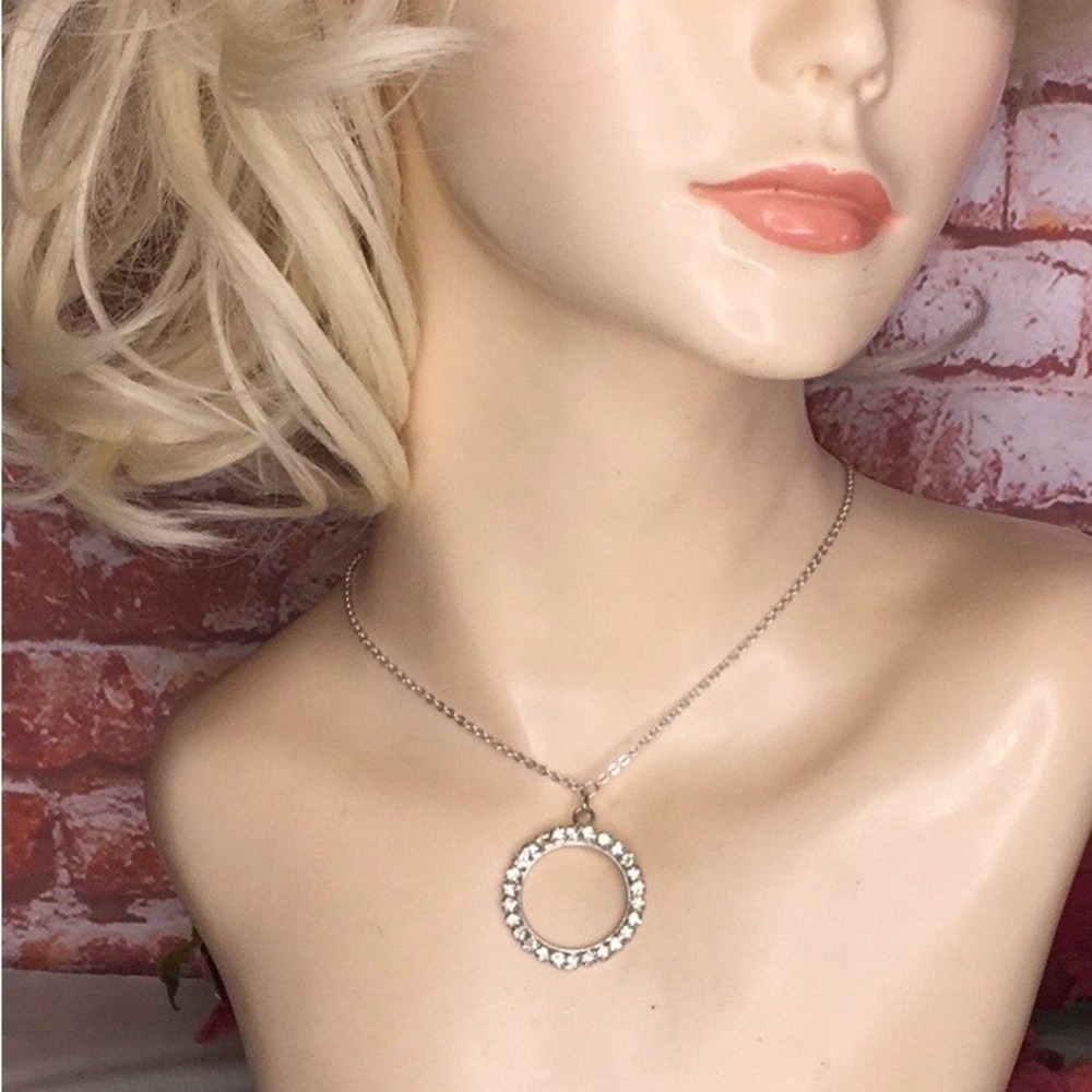 Silver Circle Rhinestone Pendant Necklace